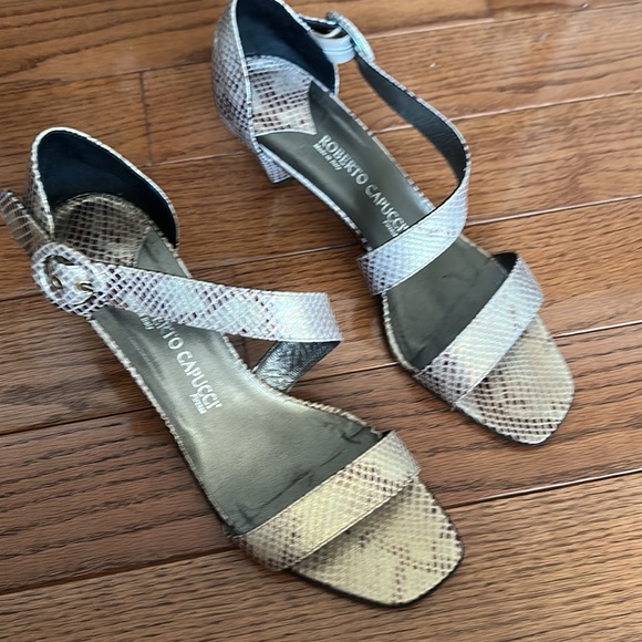 Roberto Capucci Genuine Leather Shoes - Picture 8 of 8